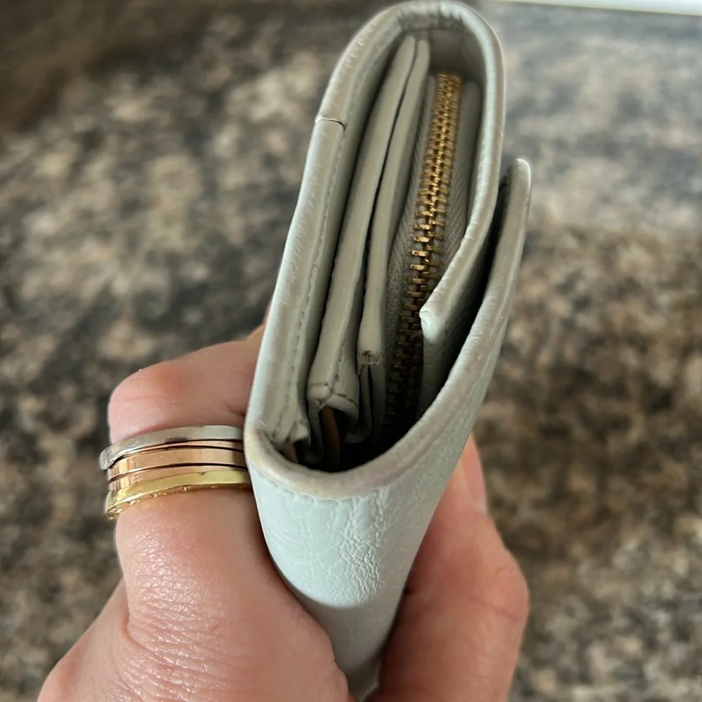 Chloe’ Indy Leather Long Bifold Wallet